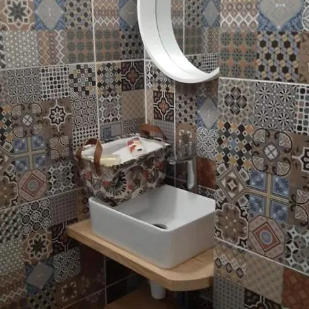 Beau Refait A Neuf Centre Avec Clim Balcon * 纳博讷